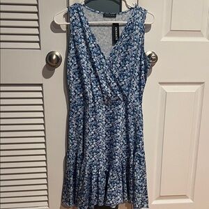 Francesca's Collections Blue and White Floral Midi Dress
